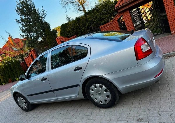 Skoda Octavia cena 35800 przebieg: 36000, rok produkcji 2008 z Legionowo małe 742